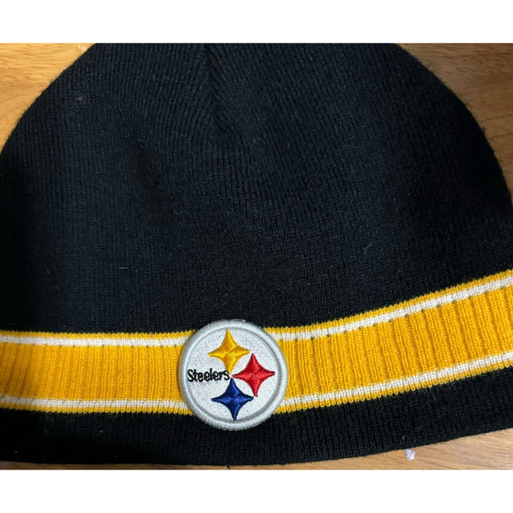 Pittsburgh Steelers Knit Beanie Hat Winter Cap Toque NFL Black Raised Logo - Picture 1 of 7